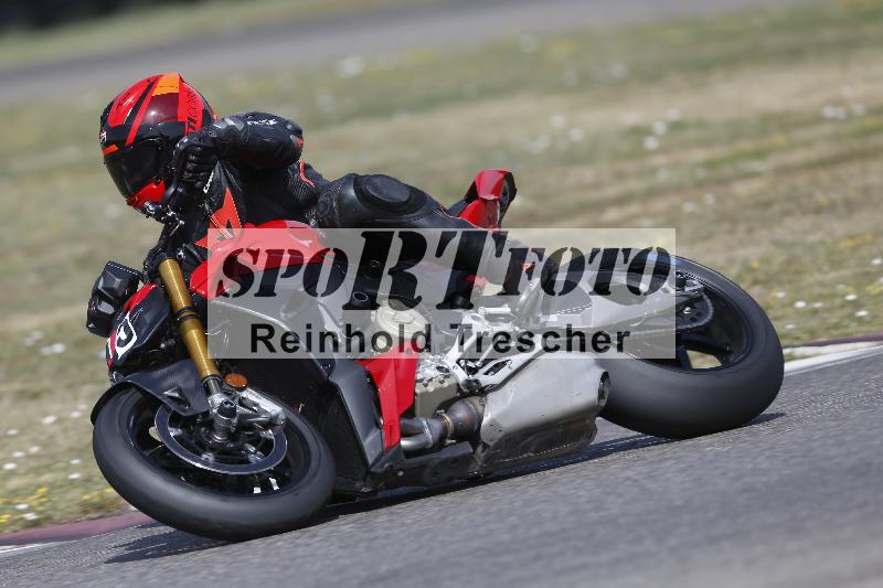 /37 09.08.2026  Pluess Motosport ADR/Freies Fahren/415
